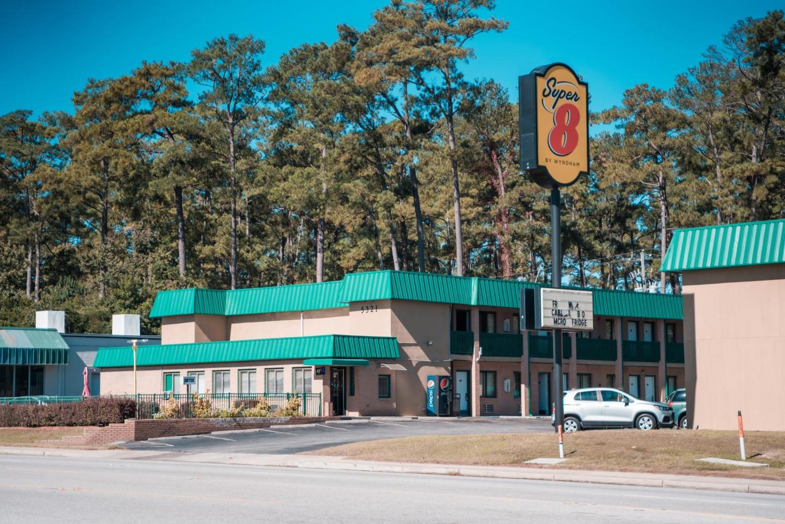 Super 8 by Wyndham Columbia SC / Ft. Jackson