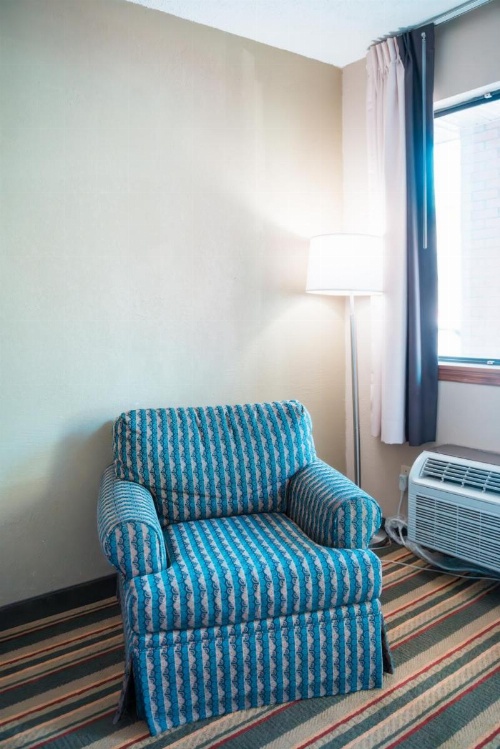 Super 8 by Wyndham Columbia SC / Ft. Jackson image 48